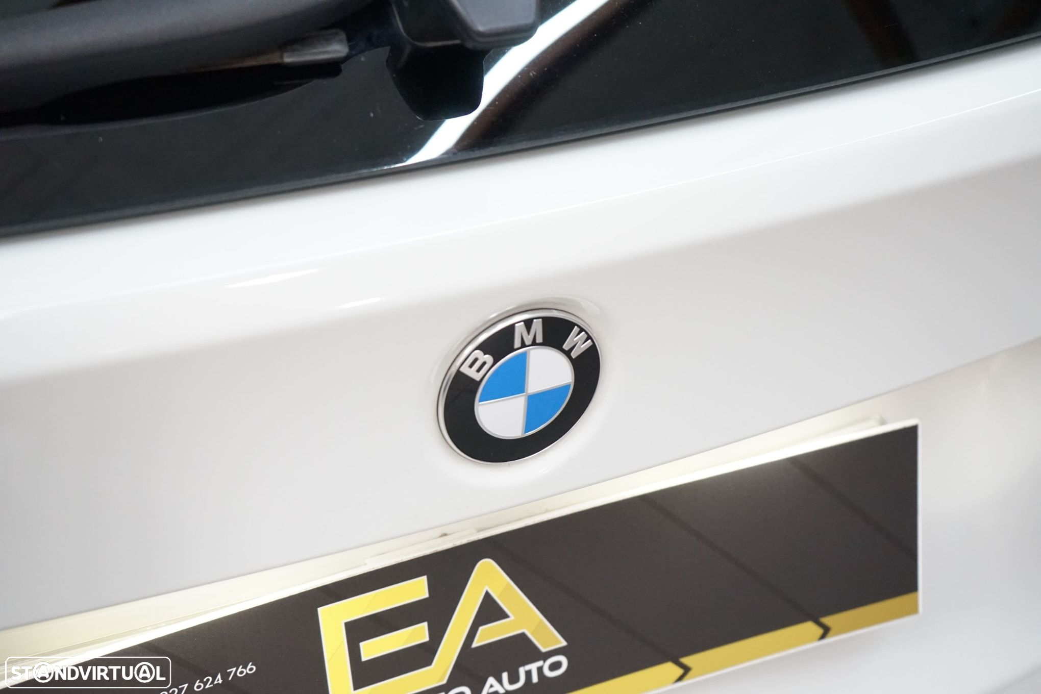 BMW 320 d Touring Auto Exclusive - 13