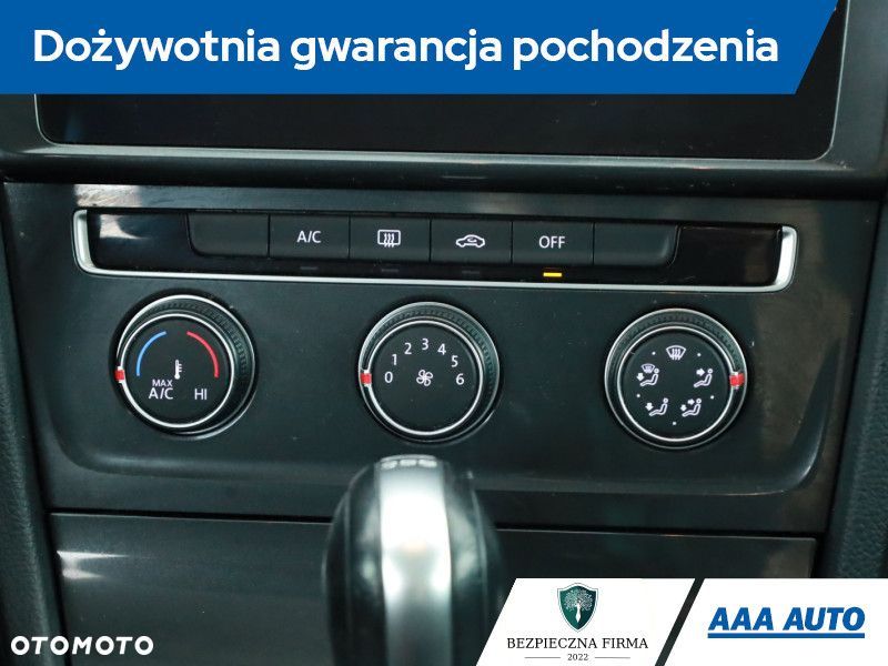 Volkswagen Golf - 12