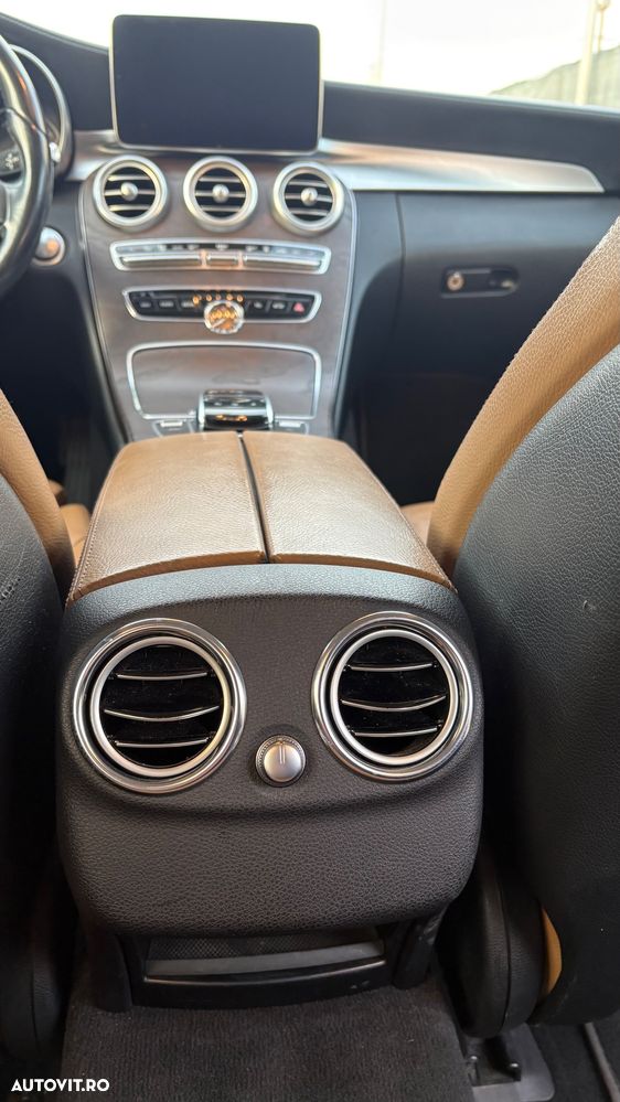 Mercedes-Benz C - 14