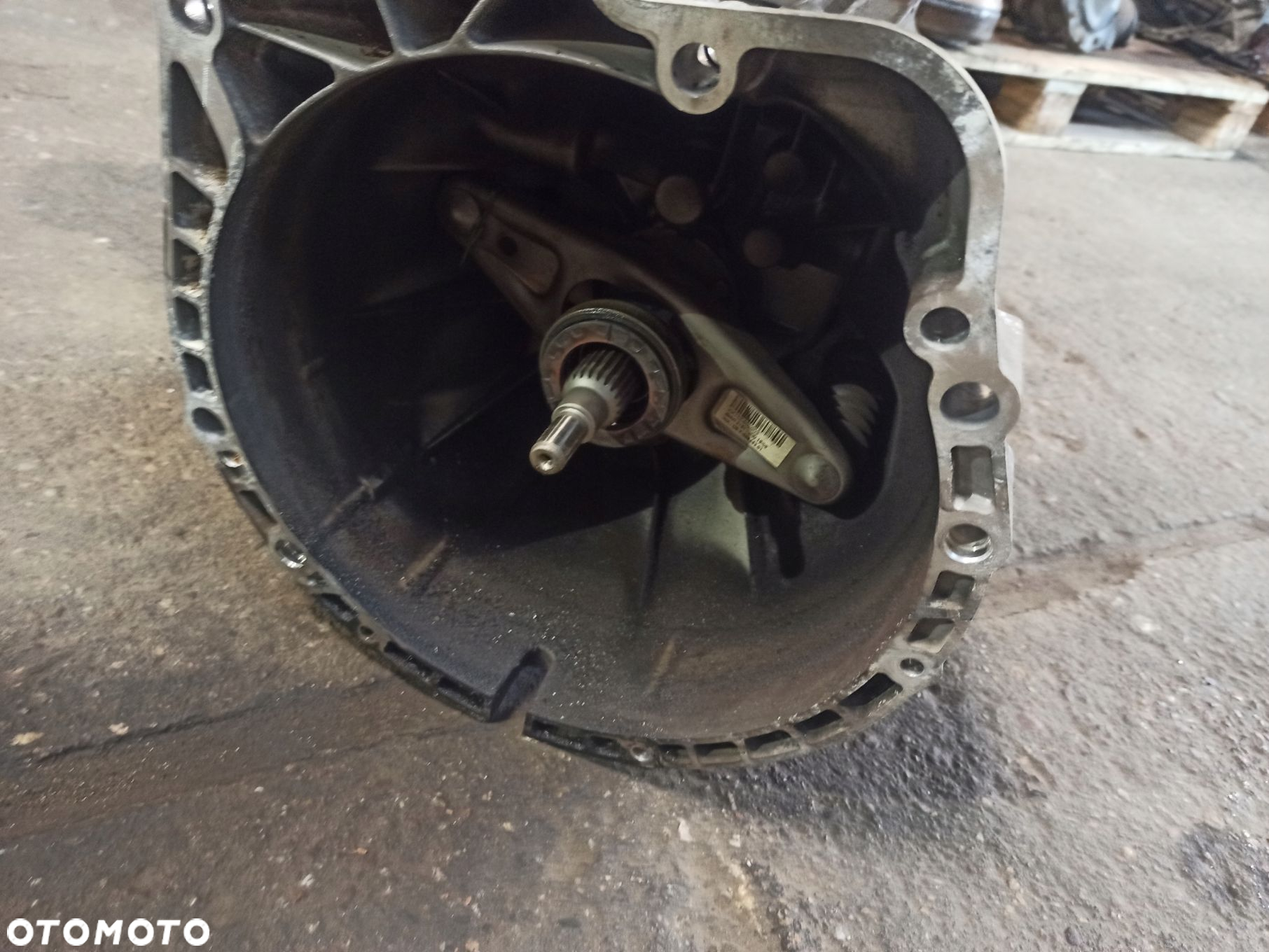 Skrzynia biegów manualna BMW 1 E87 LIFT 1.8 2.0 benzyna - 3