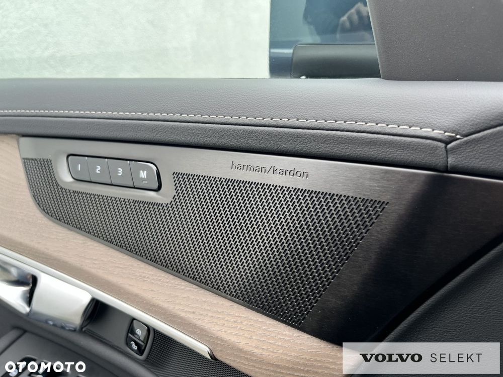 Volvo XC 90 - 17