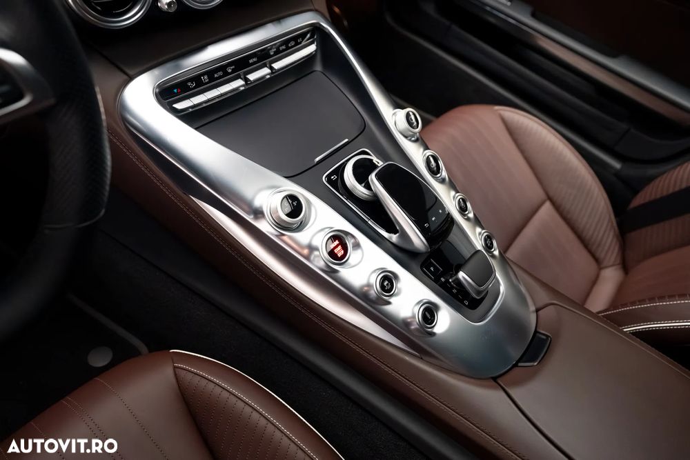 Mercedes-Benz AMG GT - 15