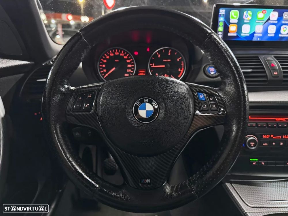BMW 118 d Pack M — fotografia 14