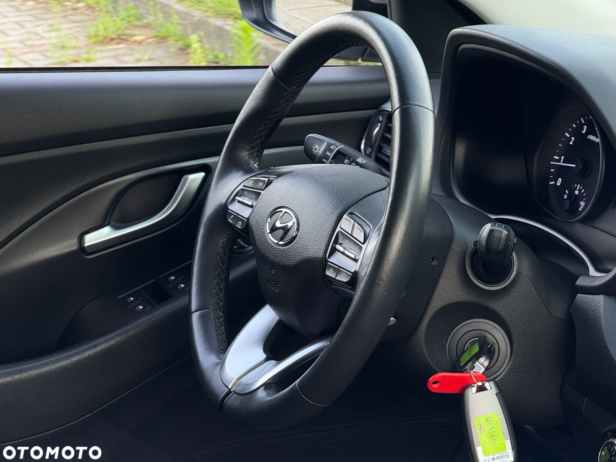Hyundai i30 1.5 DPI Classic + - 13