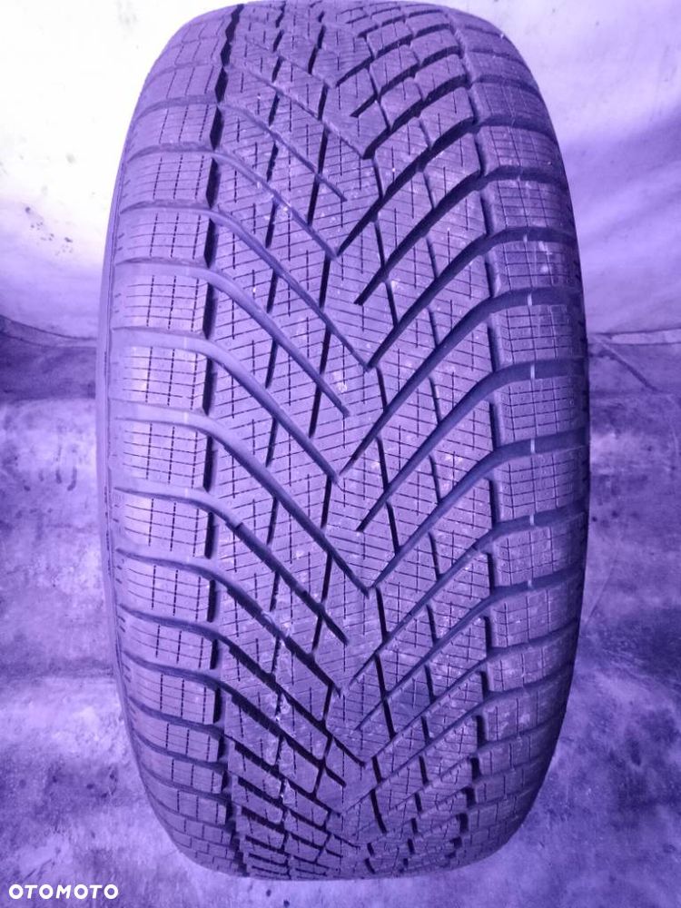 Pirelli Winter 2 Scorpion 255/45 R20 105V 2024 - 1