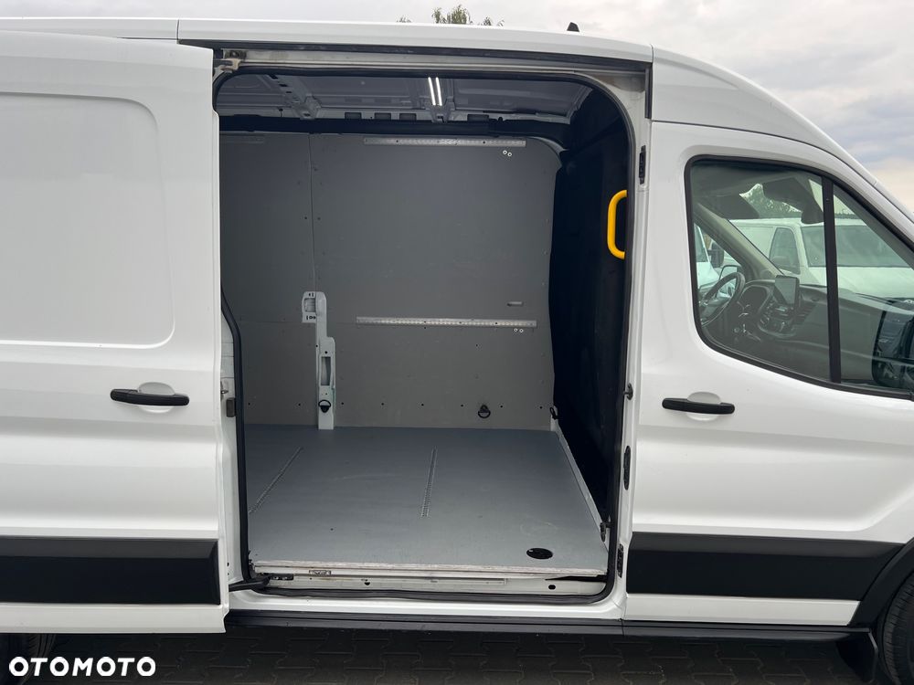 Ford Transit L3H2 - 16