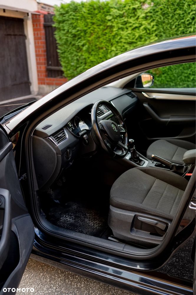Skoda Octavia 1.6 TDI Ambition - 15