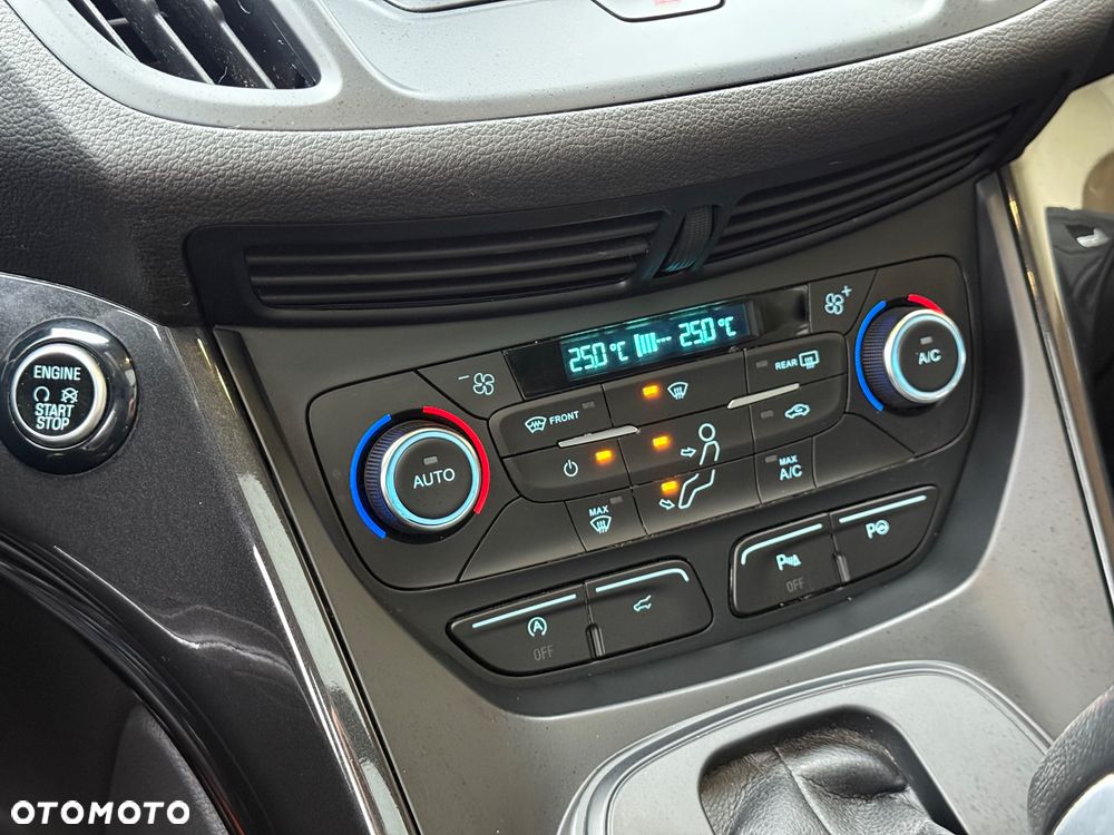 Ford Kuga 2.0 TDCi 4x4 Individual - 32