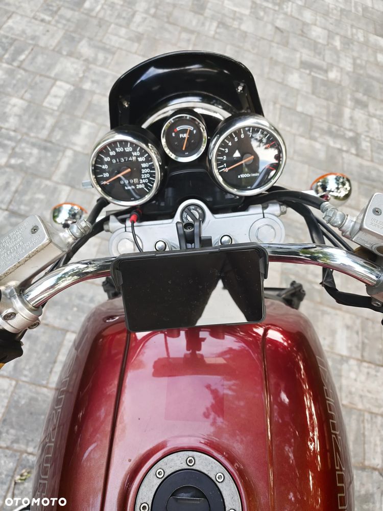 Suzuki GSX - 4