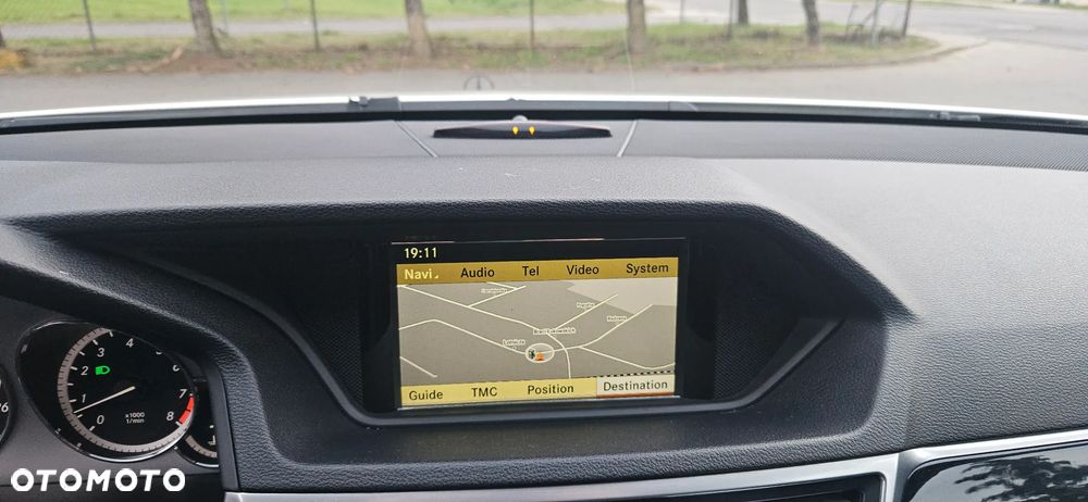 Mercedes-Benz Klasa E - 33