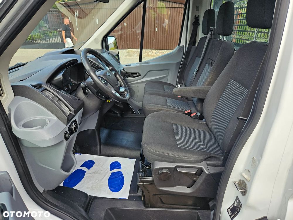Ford transit - 15