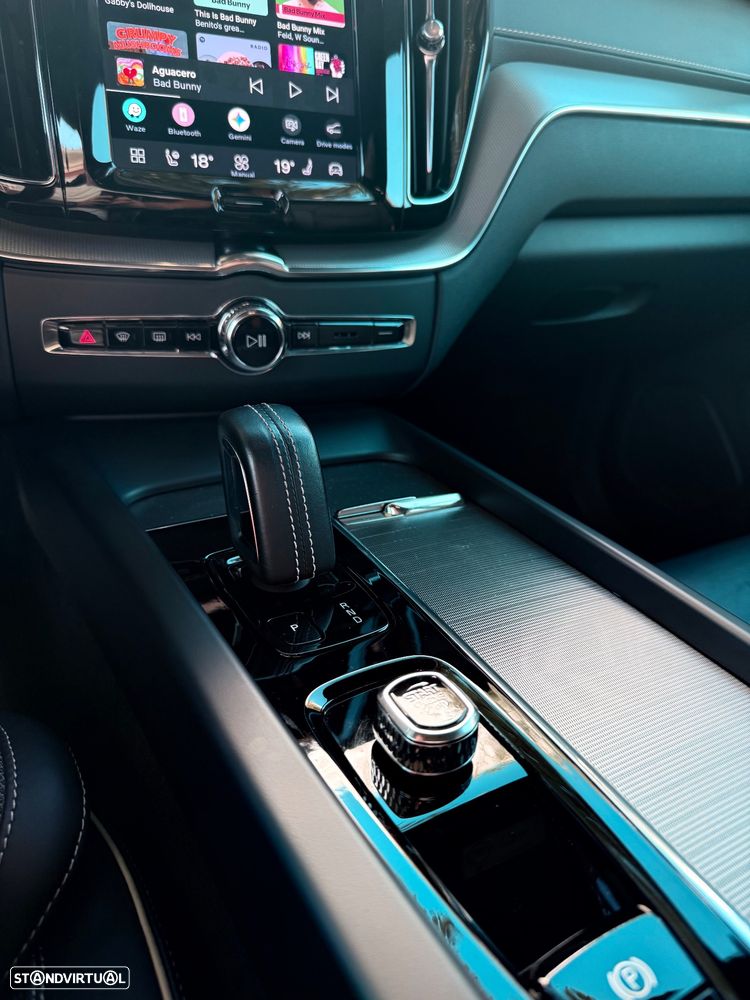 Volvo XC 60 T8 AWD Recharge Polestar Engineered - 26