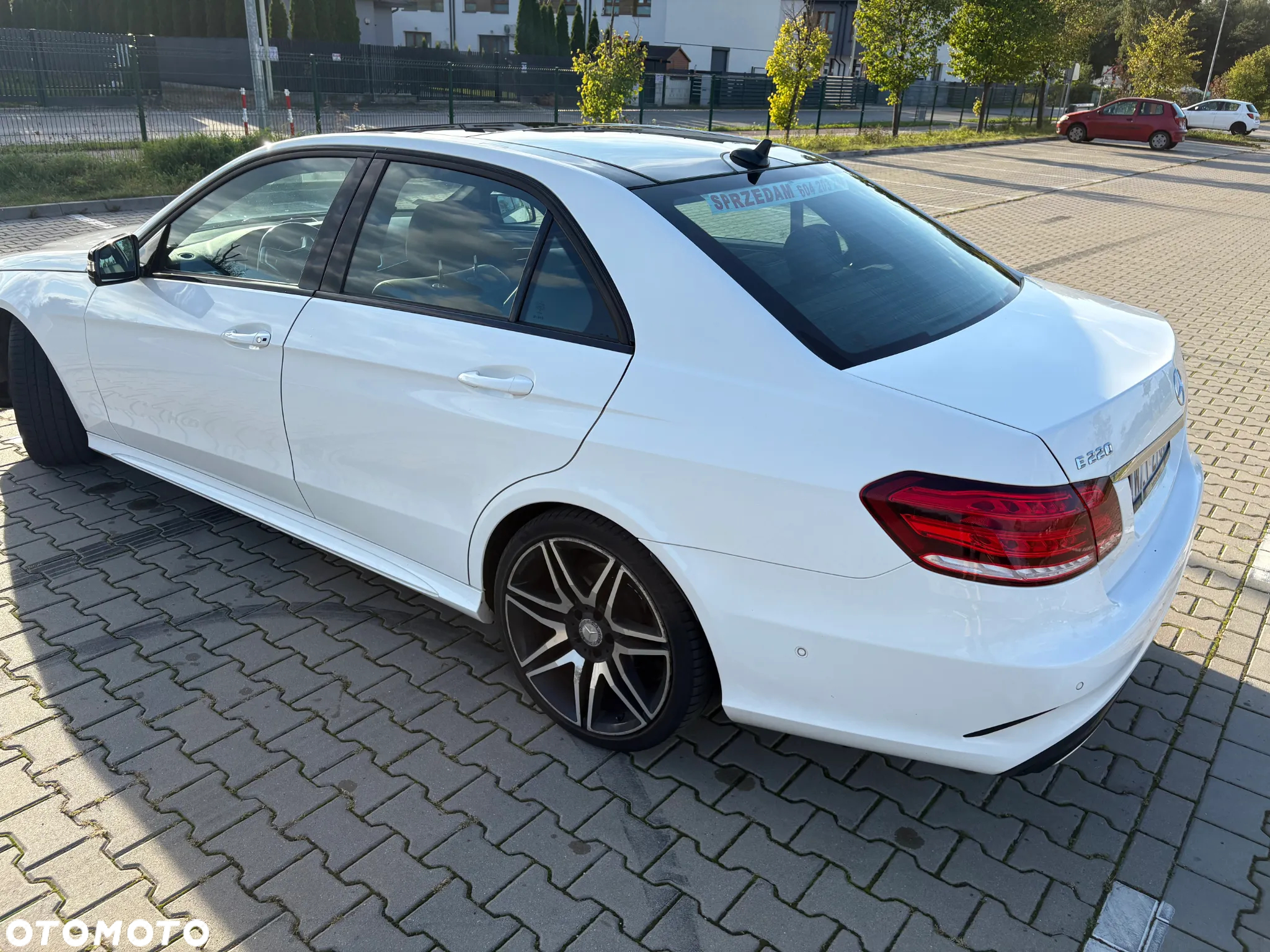 Mercedes-Benz Klasa E 220 BlueTEC 4-Matic Avantgarde - 4