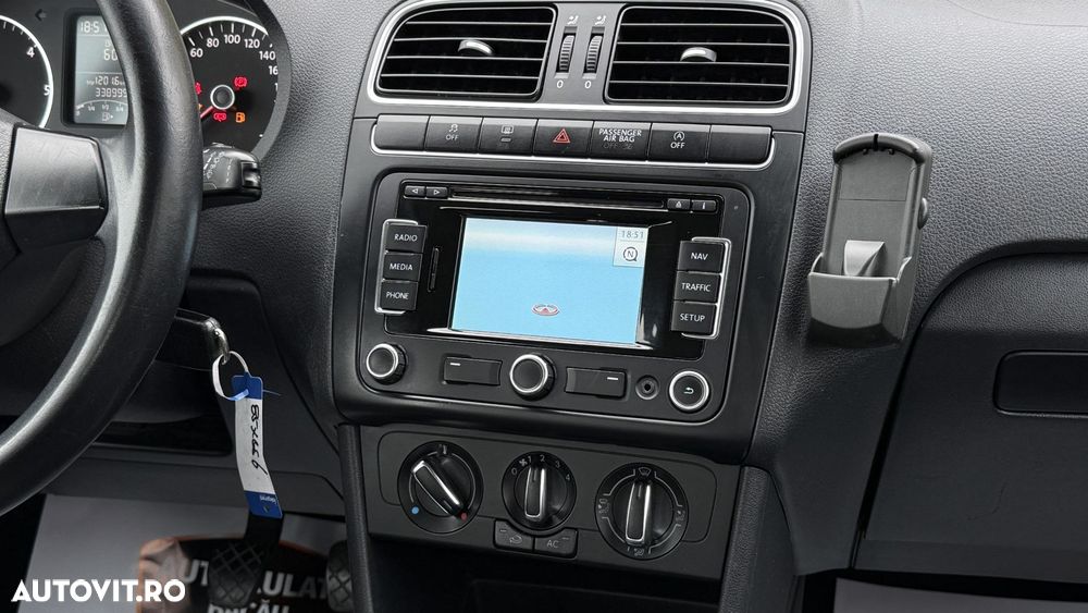 Volkswagen Polo - 15