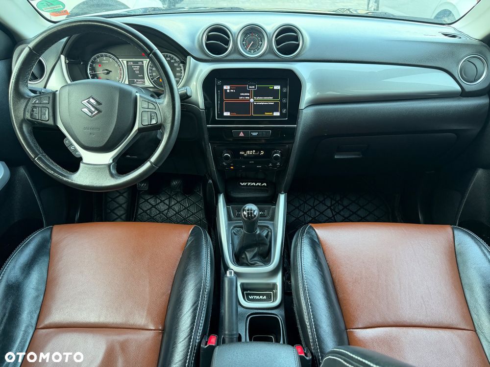 Suzuki Vitara 1.6 Premium 2WD - 16