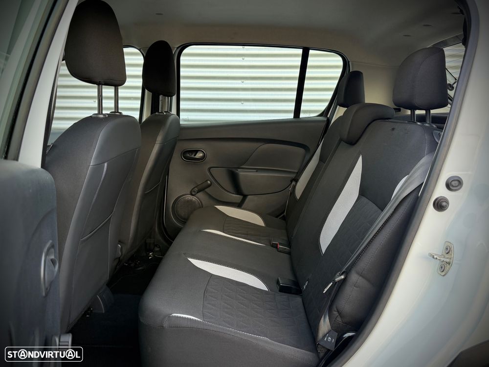 Dacia Sandero 0.9 TCe Stepway - 12