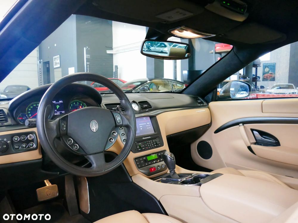Maserati GranTurismo Automat - 9