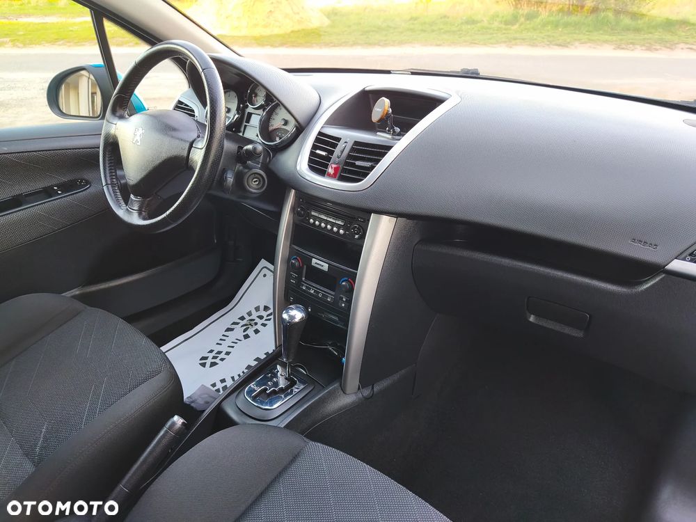 Peugeot 207 120 Automatik Sport - 28