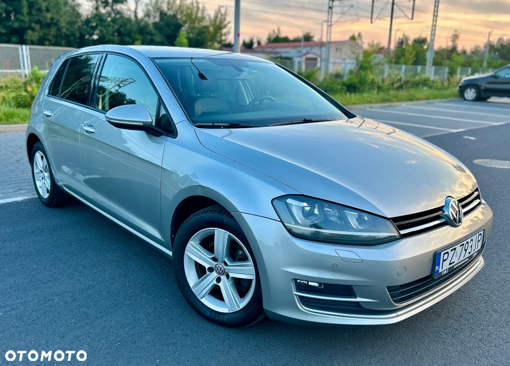Volkswagen Golf - 10