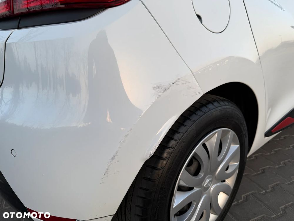 Renault Clio 1.5 dCi Zen - 16