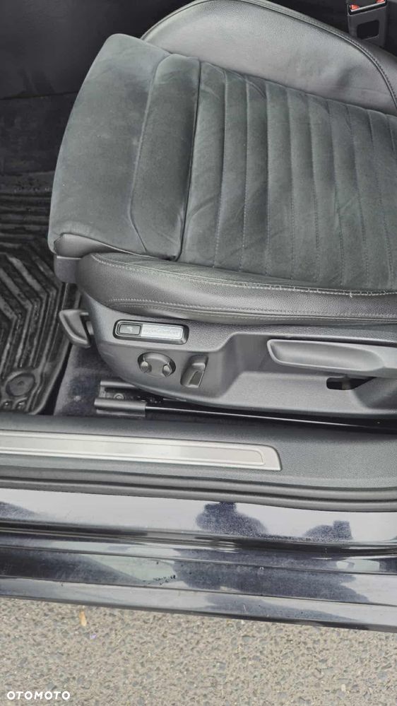 Volkswagen Passat Variant 2.0 TDI Bi-Turbo BMT 4Mot Highline DSG - 12