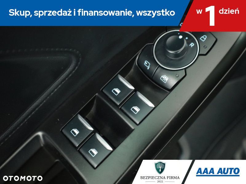 Ford Focus SW - 18