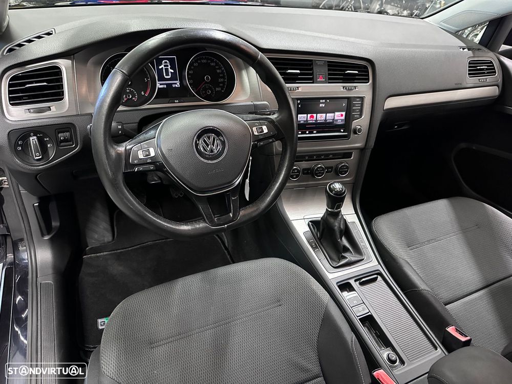 VW Golf Variant 1.6 TDi BlueMotion Confortline - 18