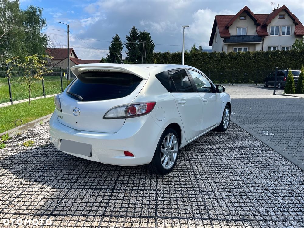Mazda 3 - 4