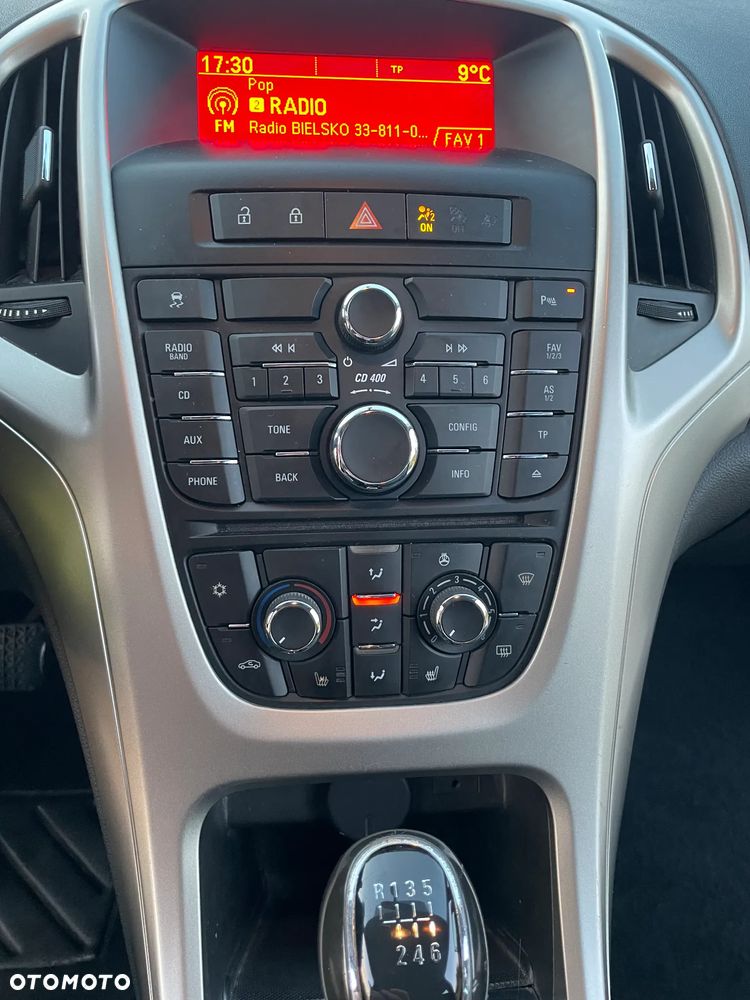 Opel Astra 1.4 Turbo Sport - 21