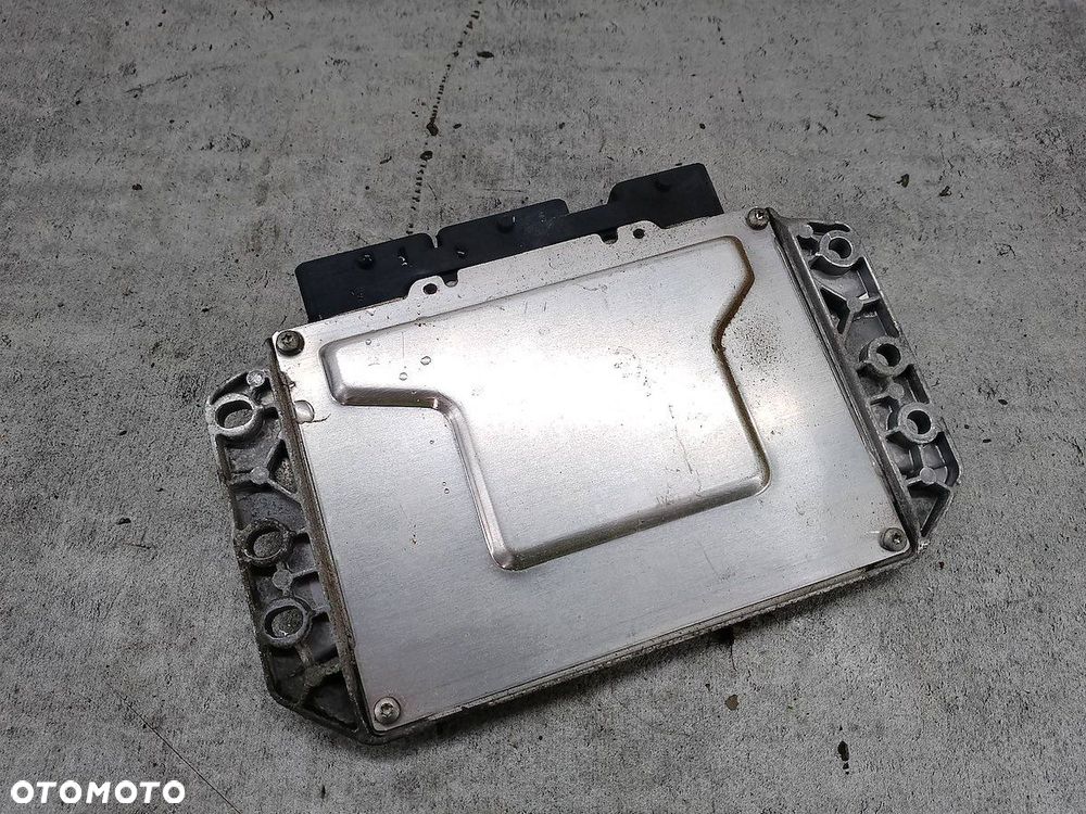 KOMPUTER, STEROWNIK RENAULT SCENIC II 8200321263 8200387138 21584288-2B 2.0 - 4