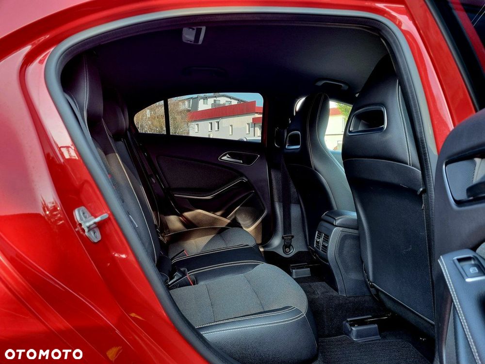 Mercedes-Benz Klasa A 200 AMG Line - 13