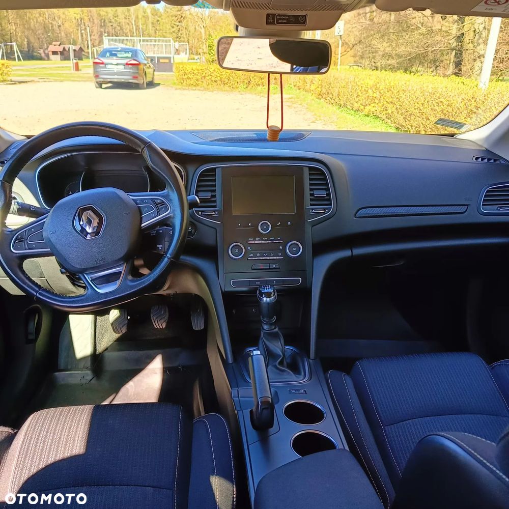 Renault Megane 1.2 Energy TCe Business - 7