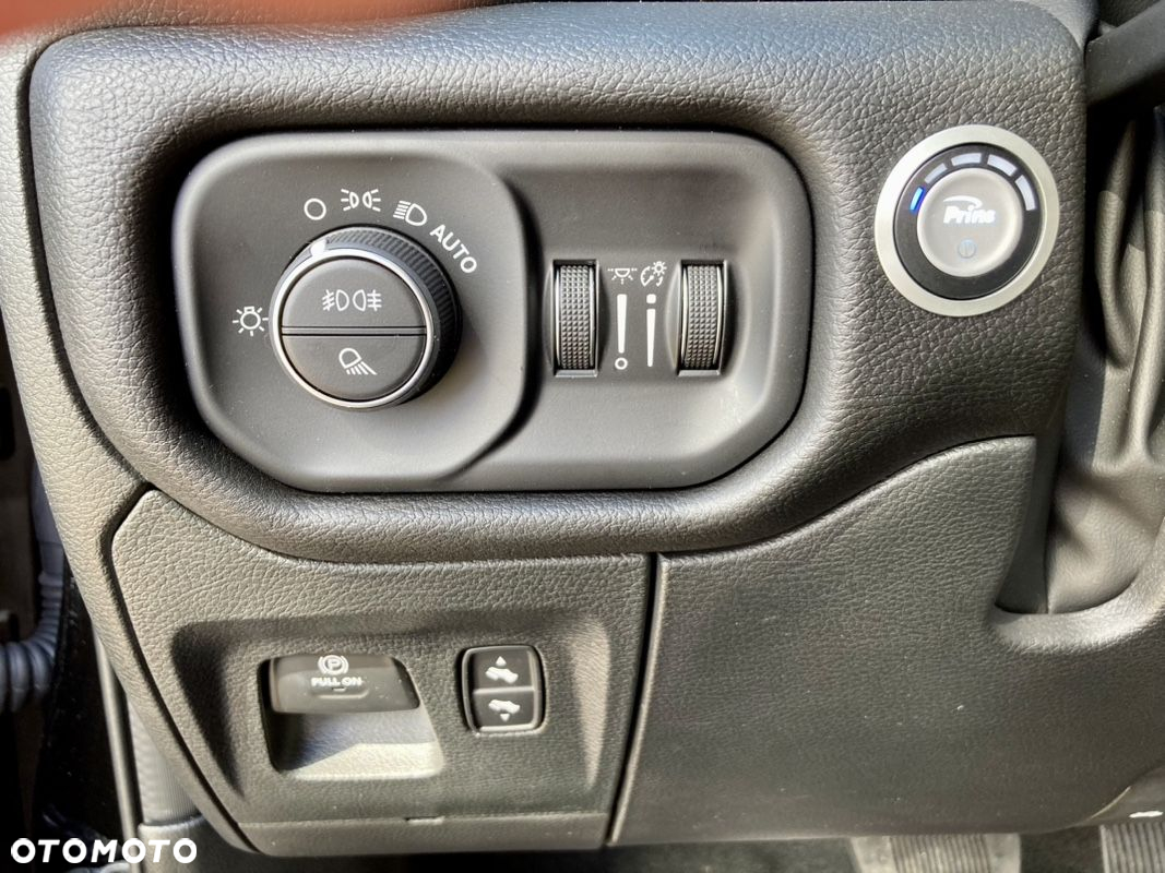 RAM 1500 - 36