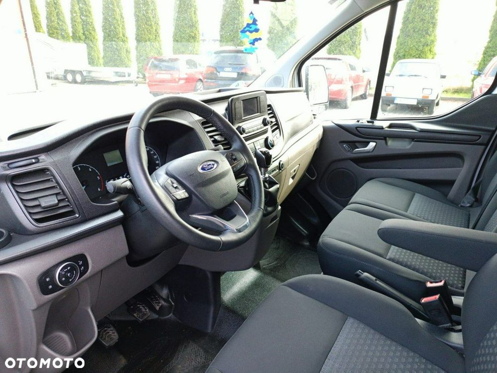 Ford Transit Custom - 13