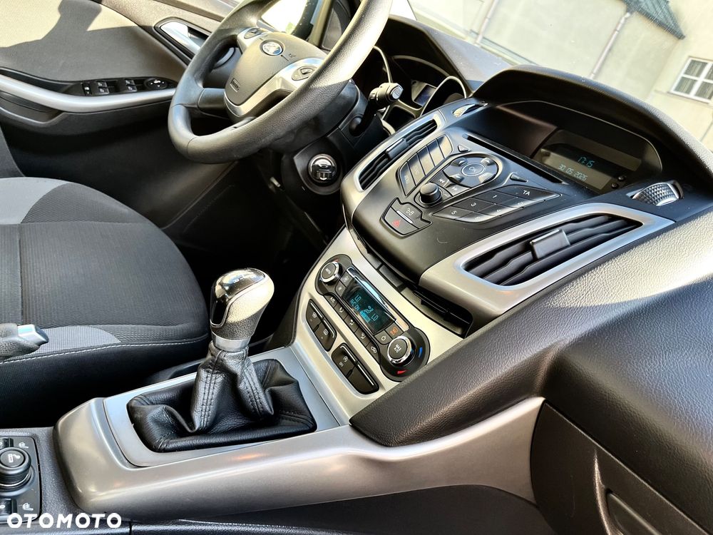 Ford Focus 1.0 EcoBoost STart-Stopp-System TITANIUM - 28