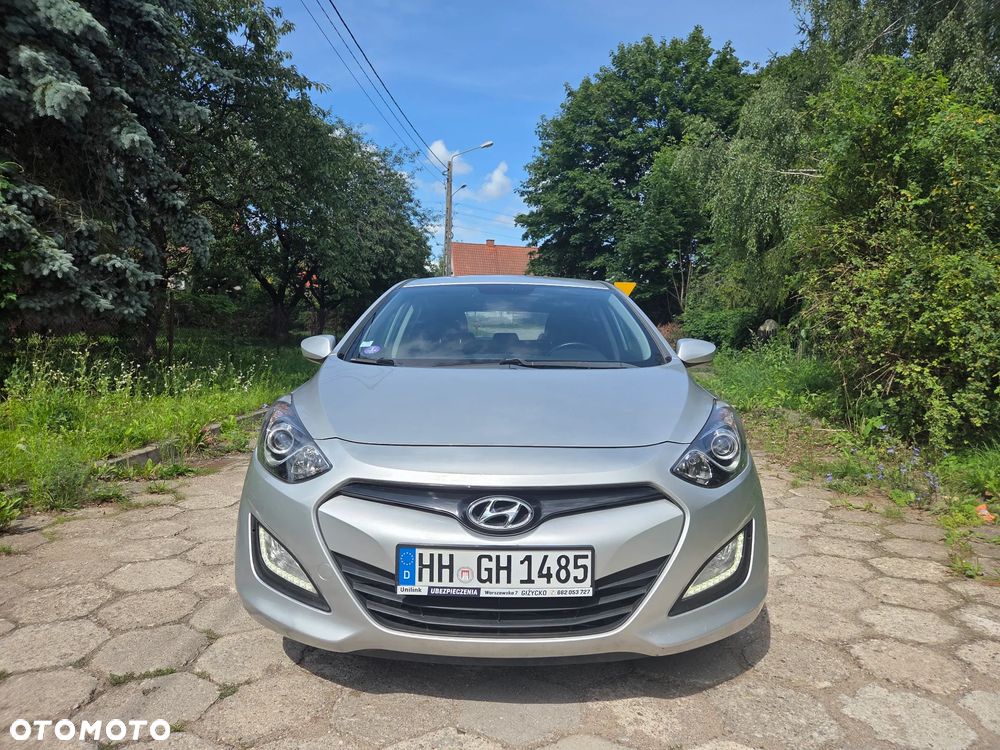 Hyundai i30 1.4 Premium - 1