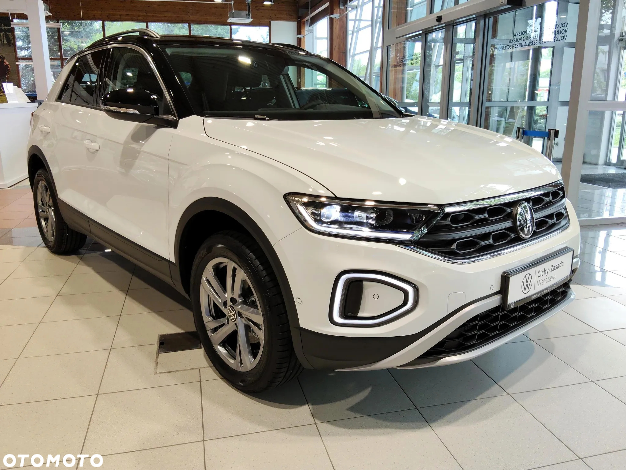 Volkswagen T-Roc 1.5 TSI Life Plus DSG - 36