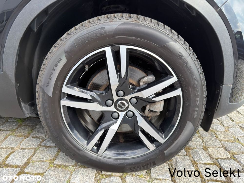 Volvo XC 40 - 38