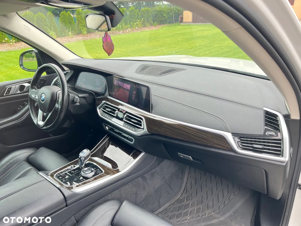 BMW X5 xDrive40i - 35