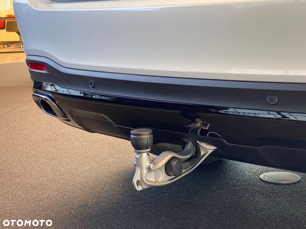 Mercedes-Benz GLS - 11