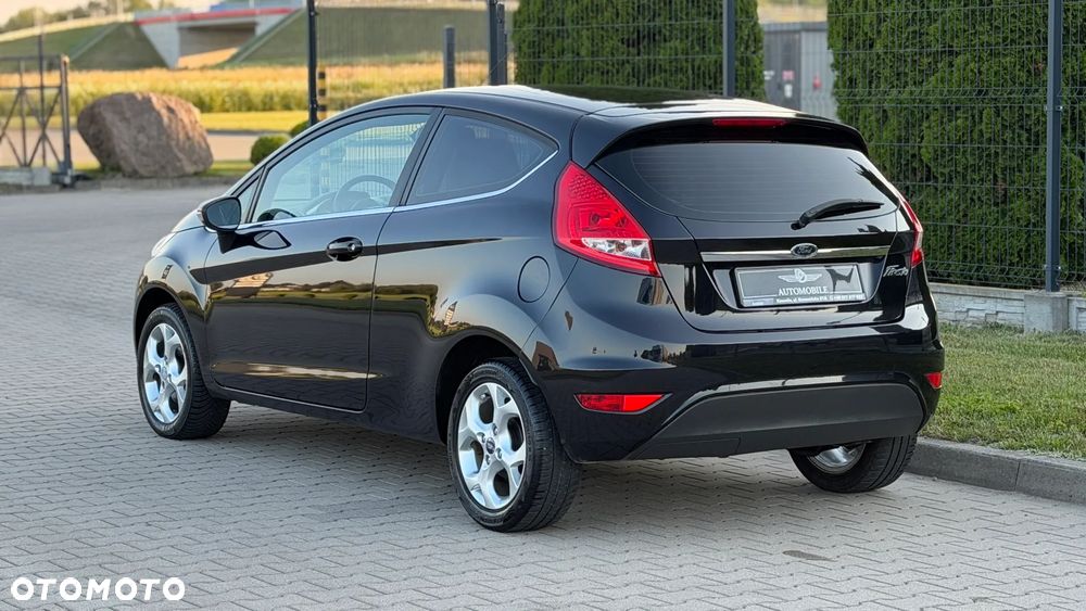Ford Fiesta 1.25 Titanium - 31