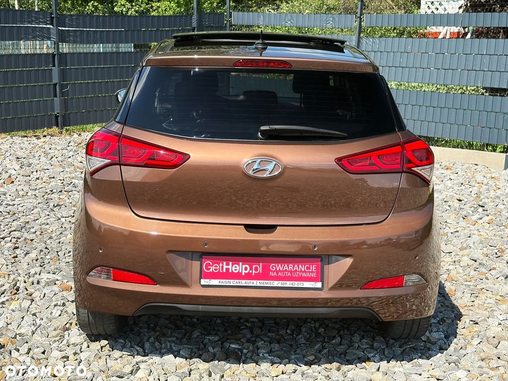 Hyundai i20 - 22