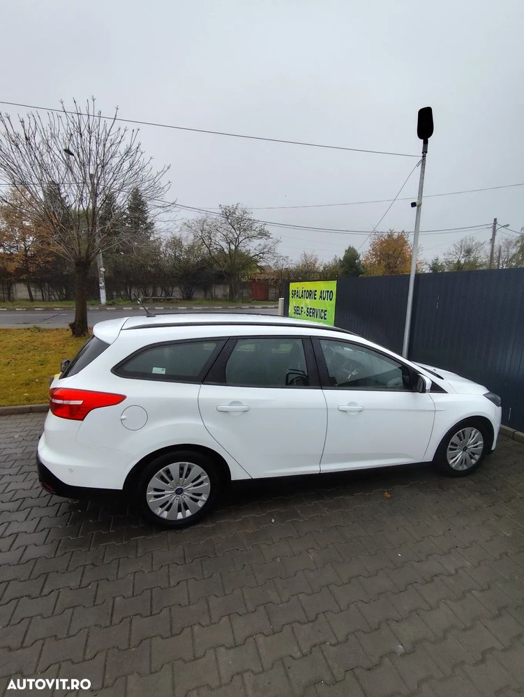 Ford Focus - 3