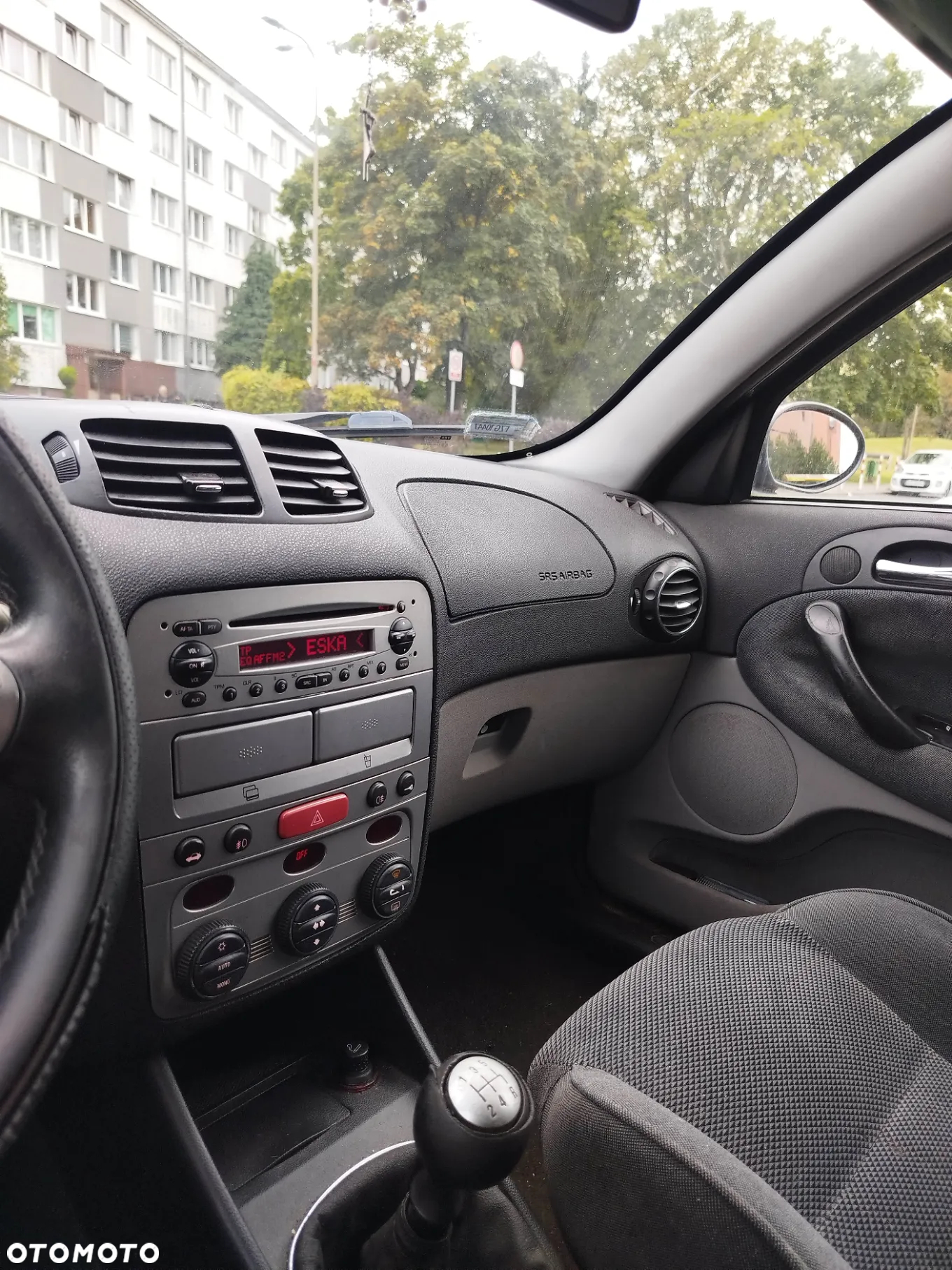 Alfa Romeo 147 1.9 JTD Distinctive - 8