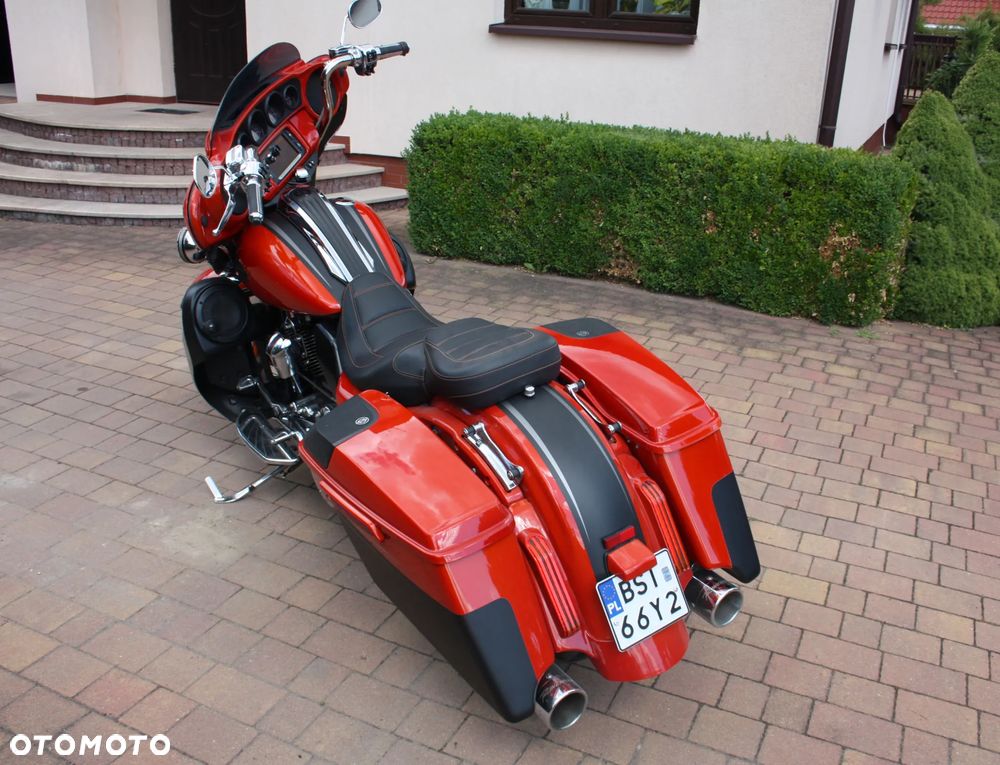 Harley-Davidson CVO Street Glide - 7
