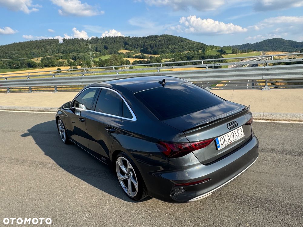 Audi A3 Limousine 35 TFSI S tronic S line - 2