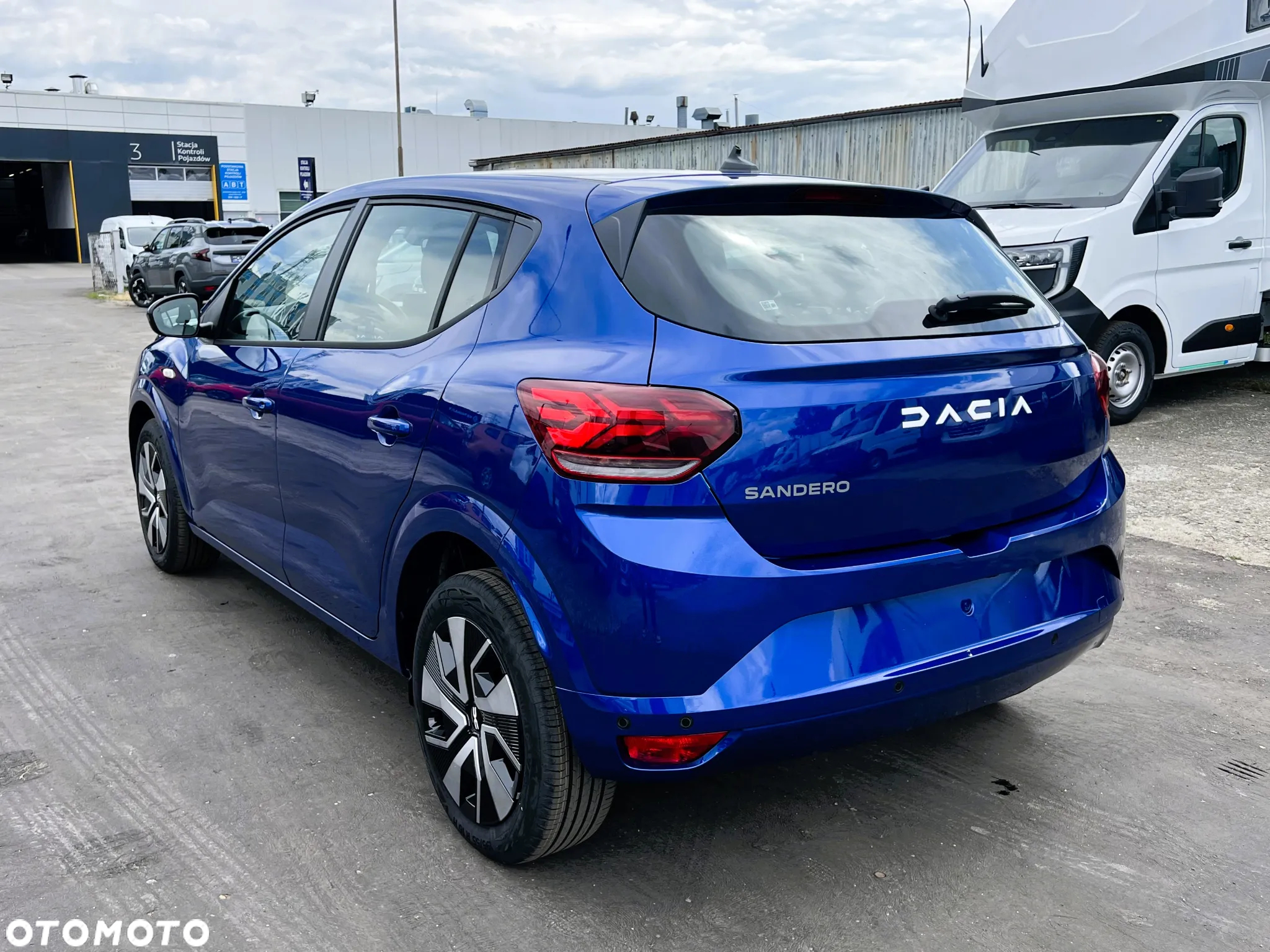 Dacia Sandero - 6