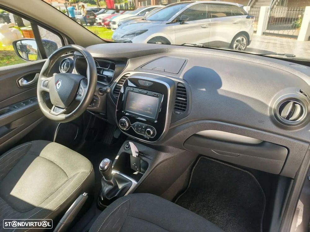 Renault Captur 1.0 TCe Exclusive - 6