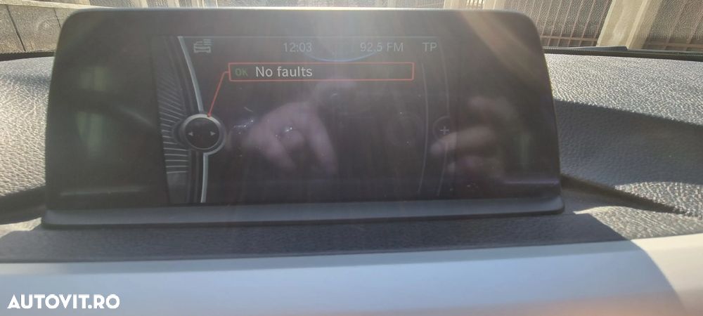 BMW Seria 3 320d Efficient Dynamic Edition Sport Line - 8