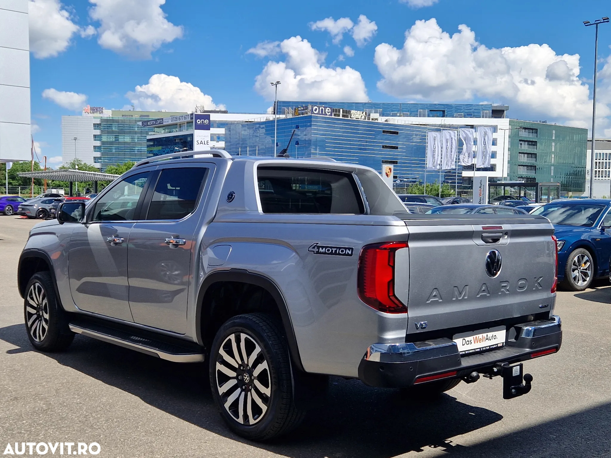 Volkswagen Amarok 3.0 TDI 241 CP 4M 10AT Aventura - 3